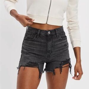 American Eagle 90s Boyfriend Shorts
